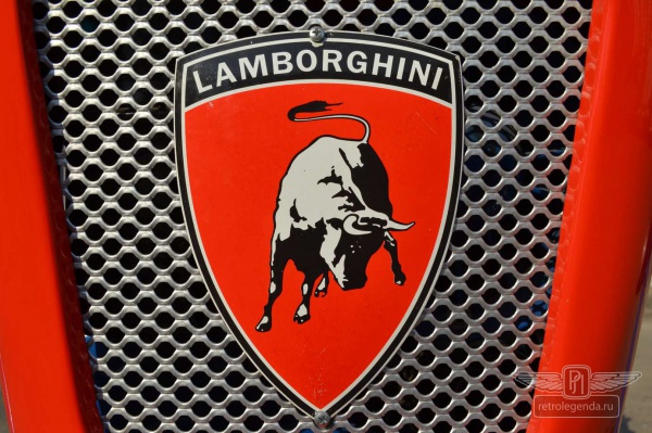 ретро автомобиль Lamborghini Lamborghinetta 1958 год выпуска 