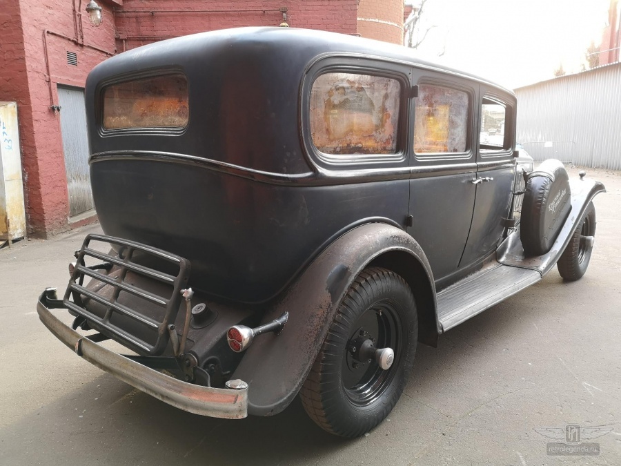 ретро автомобиль Красный Путиловец Л-1 1933 год выпуска 