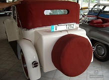 ретро автомобиль Tatra 57